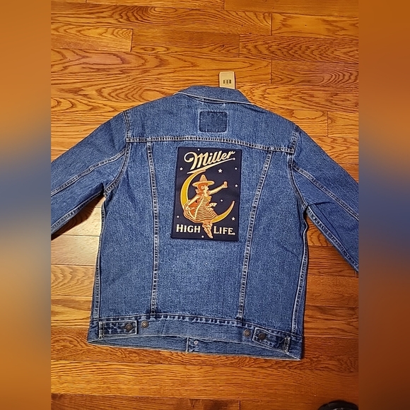 Miller High Life x Levi's Denim Trucker Jacket (new with tags) - Picture 7 of 12